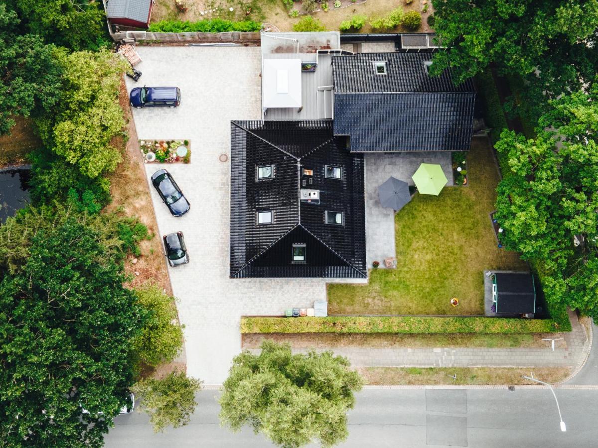 Ferienwohnungen Am Heidegarten 슈네베르딘겐 외부 사진